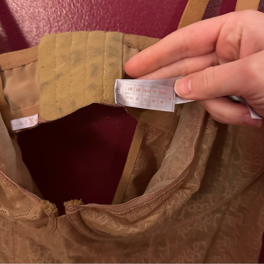 Savage Fenty Signature Script Underwire Teddy - Picture 3 of 6